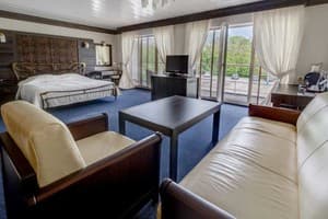 Отель Bakkara. Делюкс двухместный с видом на парк 1